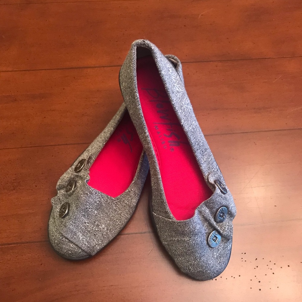 NWOB Blowfish Grey Flats